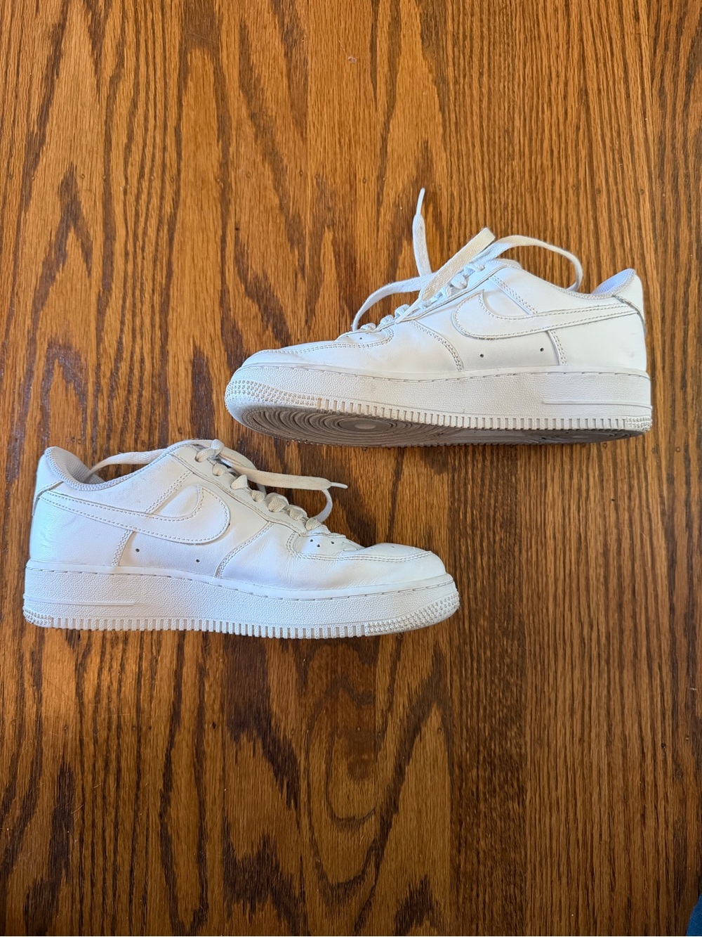 Nike Womens Air Force 1 White Leather Sneakers // Size 8 - Picture 2 of 6